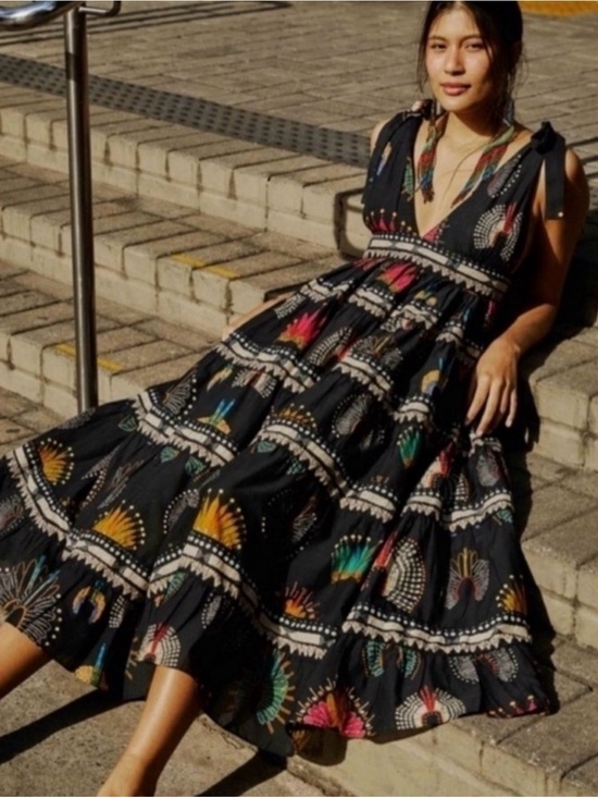 FARM Rio Dresses & Skirts - FARM Rio Black Tiered Midi Dress with Multicolor Sunburst Print